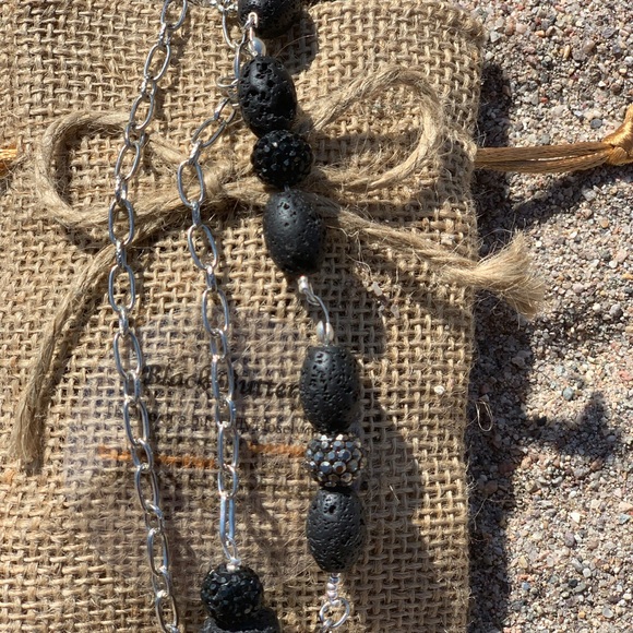 Face mask - Picture 6 of 6